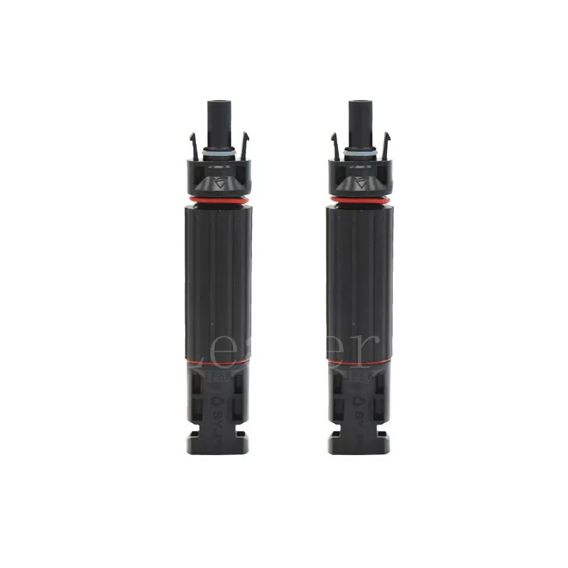 IP68 waterproof fuse connector for solar PV systems, 1000V DC in-line fuse holder, compatible with MC4 connectors for outdoor use.